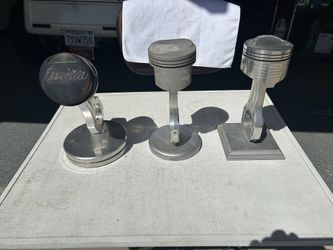Displayed Pistons From The Legends