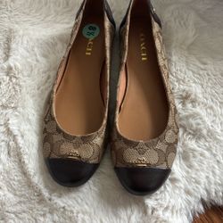 Authentic Coach Shoes Size 8.5
