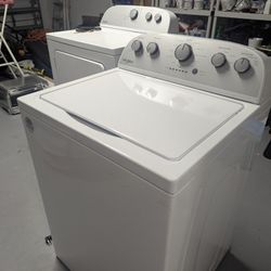 Whirlpool Washer & Dryer Set 
