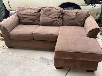 Sectional couch