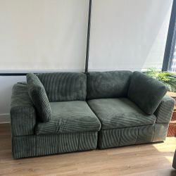 Green Modular Couch - Modern Design 
