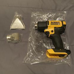 Dewalt 20v Heat Gun for Sale in Peachtree Corners, GA - OfferUp