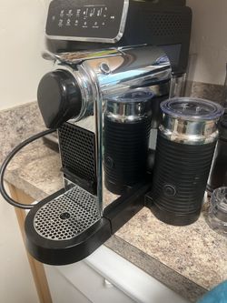 Nespresso CitiZ espresso & Aeroccino Milk frother