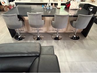 ✨Like-New Gray Suede Barstools – Set of 4 ✨