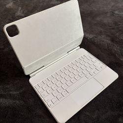 Apple Magic Keyboard For iPad Air 11