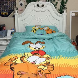 Disney Princess Bedroom Furniture Set – Twin Set