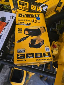 DEWALT 225W Portable Power Inverter DXAEPIP2W panchos Tools