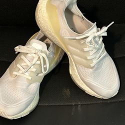 Adidas Ultraboost Women’s Size 7 