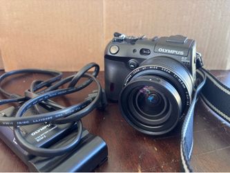 Olympus camedia c8080 digital camera