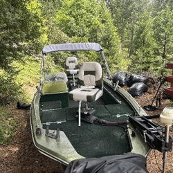 1975 American Fisherman Bass Boat