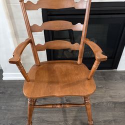 Vintage Maple Ladder-Back Arm Chair – Excellent Condition
