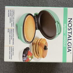 Nostalgia Pancake Maker
