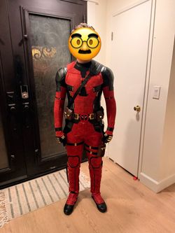 Deadpool cosplay leather suit