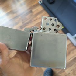Giant Zippo 