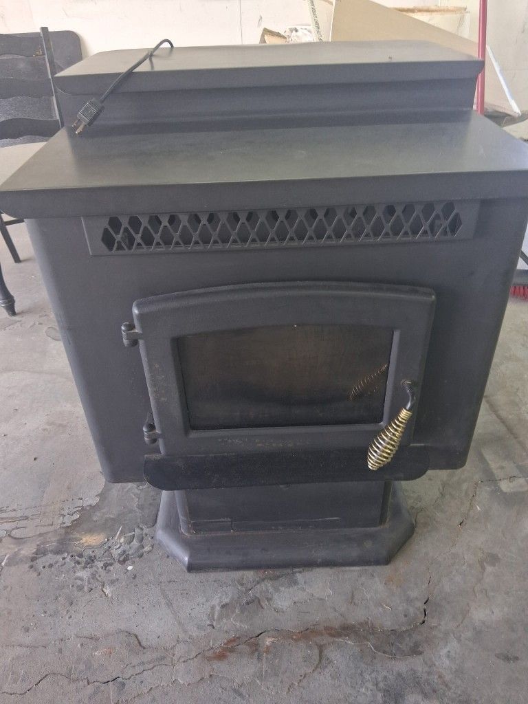 Golden EAGLE pellet Stove