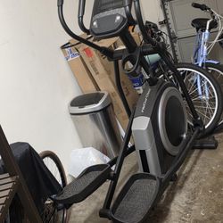 ProForm Carbon EL Elliptical – Excellent Condition | Hardly Used!