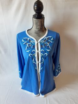 Bob Mackie women's blue floral embroidered button-down top size S