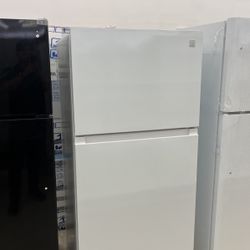 New Kenmore Top Freezer Refrigerator - Financing Available With $10