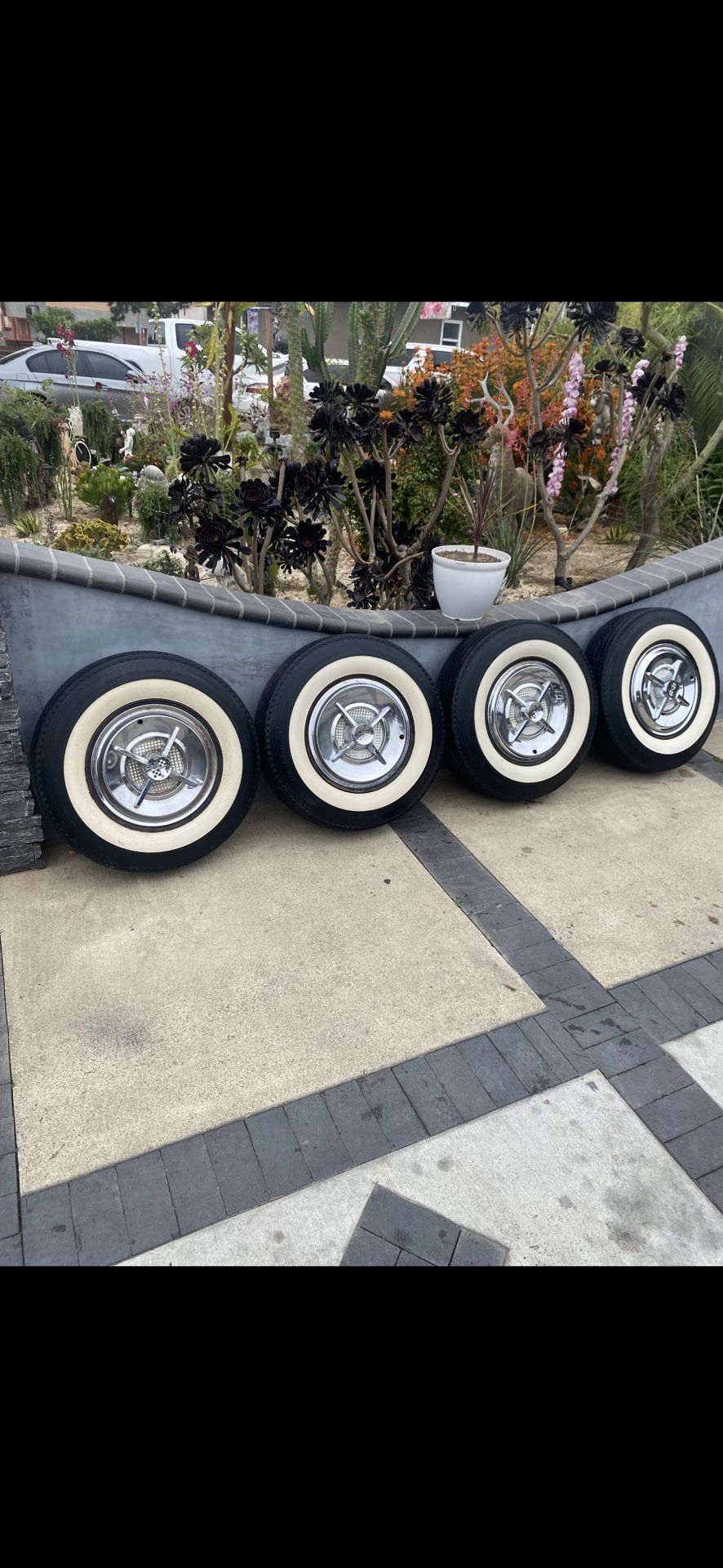 Set of 4 Classic Whitewall Tires with Chrome Wire Hubcaps