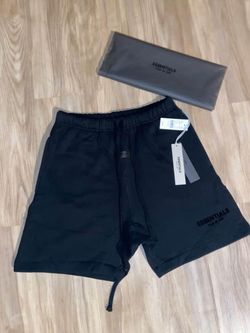 Pacson Shorts (Essentials)