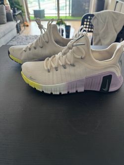 Nike Free Metcon Women’s Training Shoes – Size 8