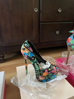 Shoe Dazzle Madison Multicolored Heels