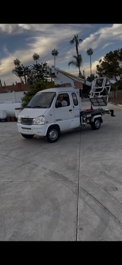 2011 China First Automotive Group X1000