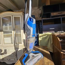 Wet & Dry Vacuum 