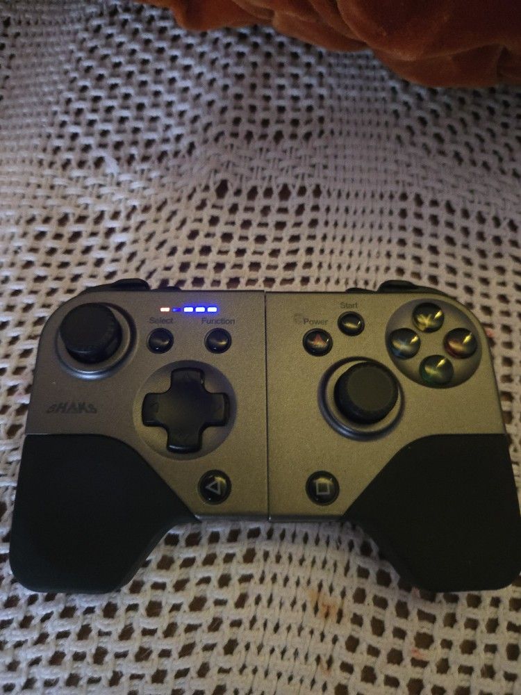 SHAKS PROFESSIONAL GAMING CONTROLLER