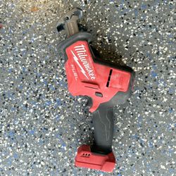 Milwaukee 18v Fuel Hacksaw 