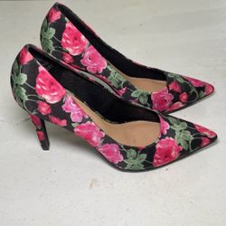 NEW Christian Siriano for Payless Black Stiletto Heels Pumps - Size 9 - Classic & Sleek