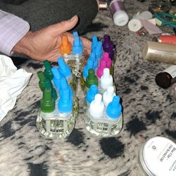   13  Frebreze  plug  In  air  Freshners 