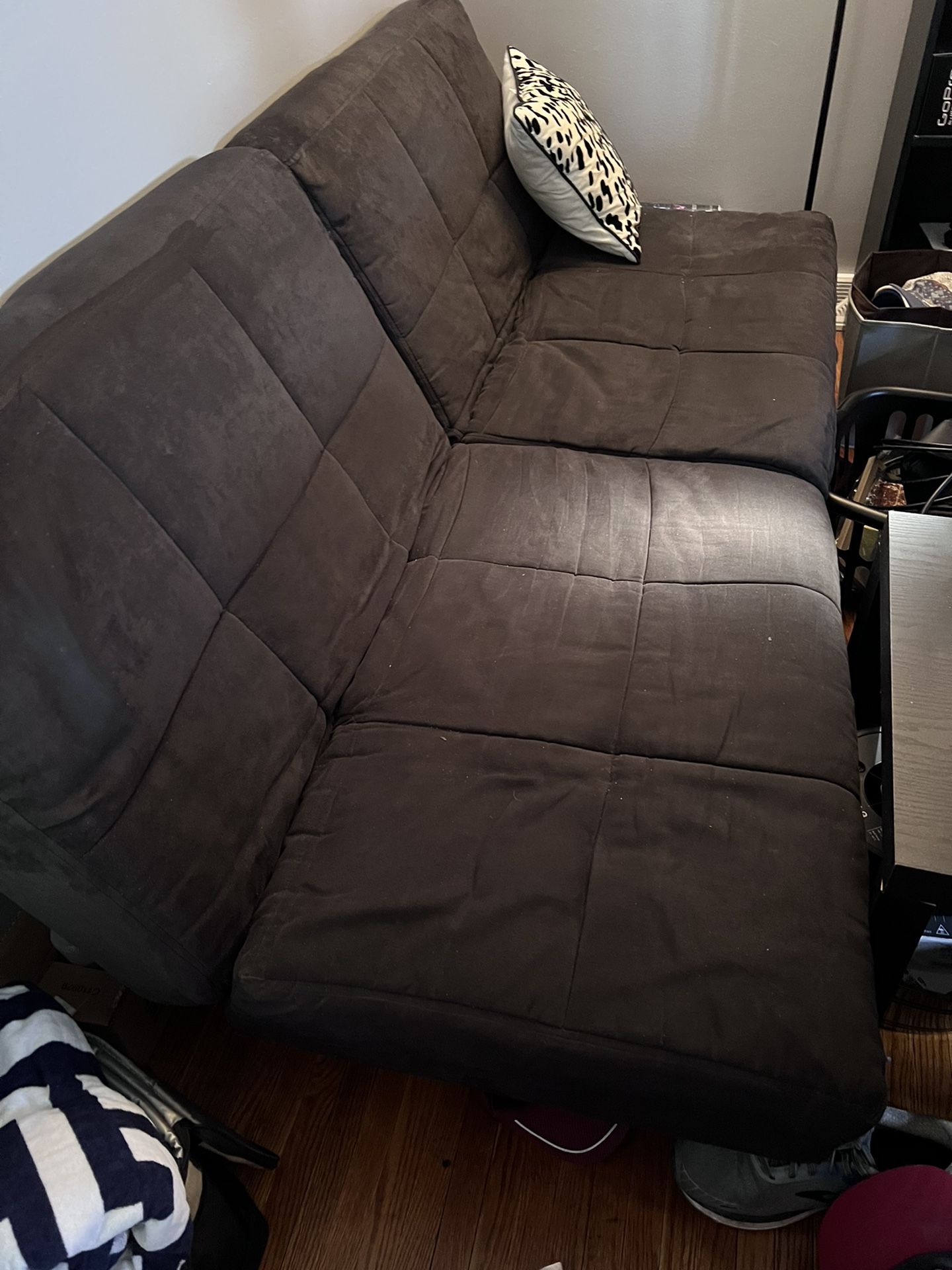 Black Futon 