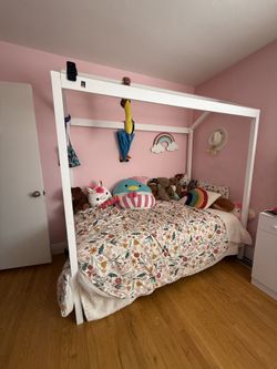 White Platform Twin Bed