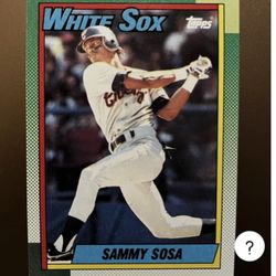 Error Card - 1990 TOPPS Sammy Sosa “White Sox” Baseball Card #692 - DOB ERROR, Rookie