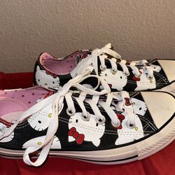 Hello Kitty x Converse Chuck Taylor All Star Low OX Black (Size 7.5 US Women) 