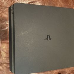 ps4 slim w/ controller 