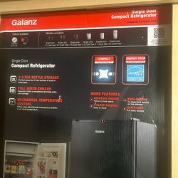 Mini Fridge (Black, Galanz, 2.5 Cubic Ft)