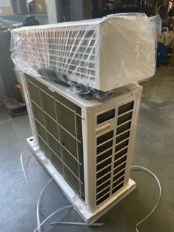 24,000 BTU 17 SEERS Ductless Mini Split Room Air Conditioner with Heat Pump -Indoor Unit (208V~230V~60Hz)