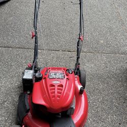 Lawn Mower - Self Propelled, 21 Inch