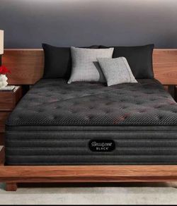 King size beautyrest black firm mattress with a Boxpring free Delivery