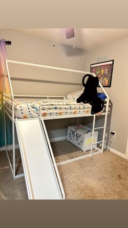 Twin Bunk Bed
