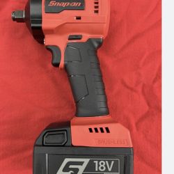 Snap On 1/2 Stubby Impact 