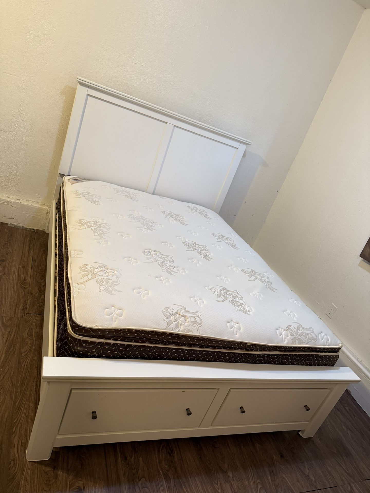 Queen Size Bed & Mattress- Storage