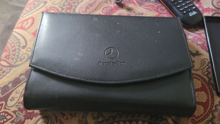 Owners   Manual. 2006 CLS 500 With Navagational CD