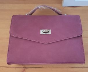 vanessa williams crossbody purse burgundy I can deliver