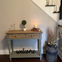 Entry Way Table