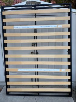 Queen size bed metal frame