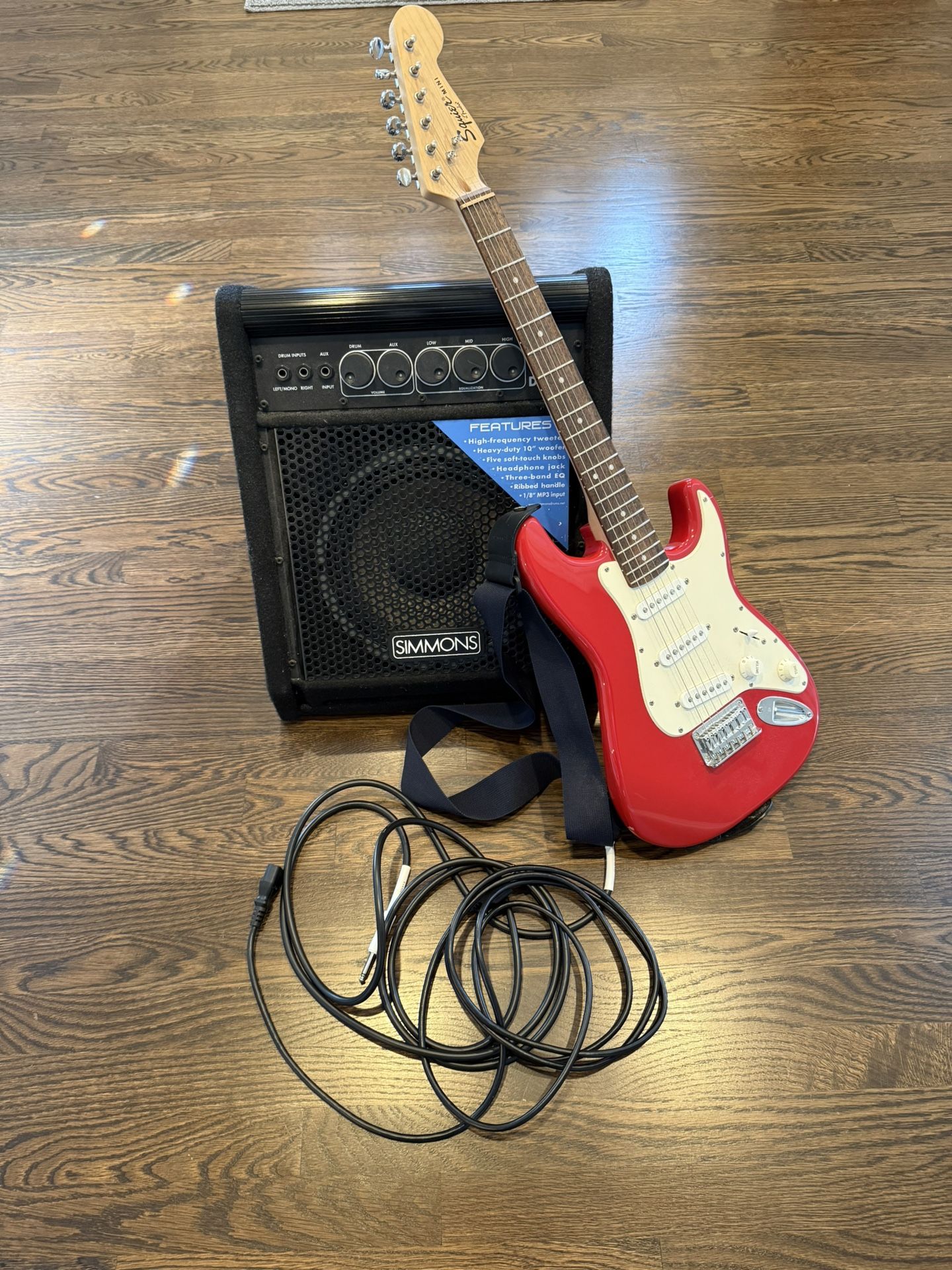Fender Squier Mini Electric Guitar Simmons Drum Amplifer DA50