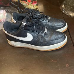 Nike Air Force 1 Black White Gum Sole